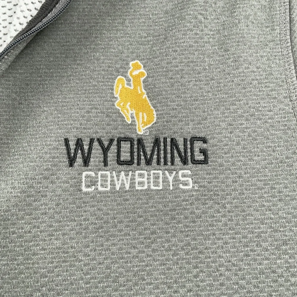 Wyoming Cowboys Pullover 1/4 Zip Mens Medium Gray NCAA Football Under Armour